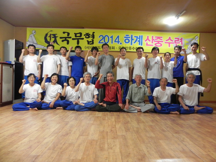 baea1e2e50a85dd81d263a060b6b042a.jpg